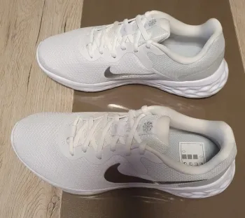 Gebrauchtes Nike Schuhe bike — Bild 2 von 3
