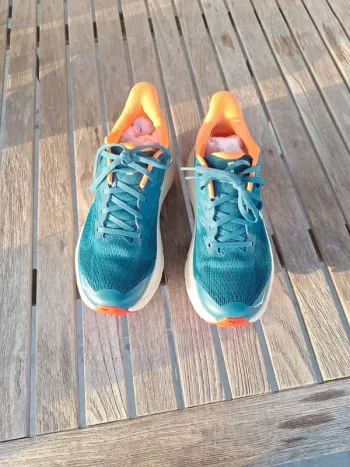 Hoka Challenger 8 bike d'occasion