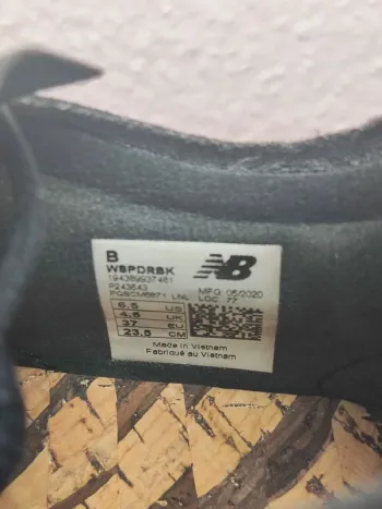 Gebrauchtes New Balance FuelCell SpeedRift bike — Bild 4 von 7