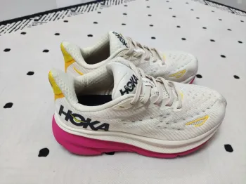Hoka Clifton 9 bike usato