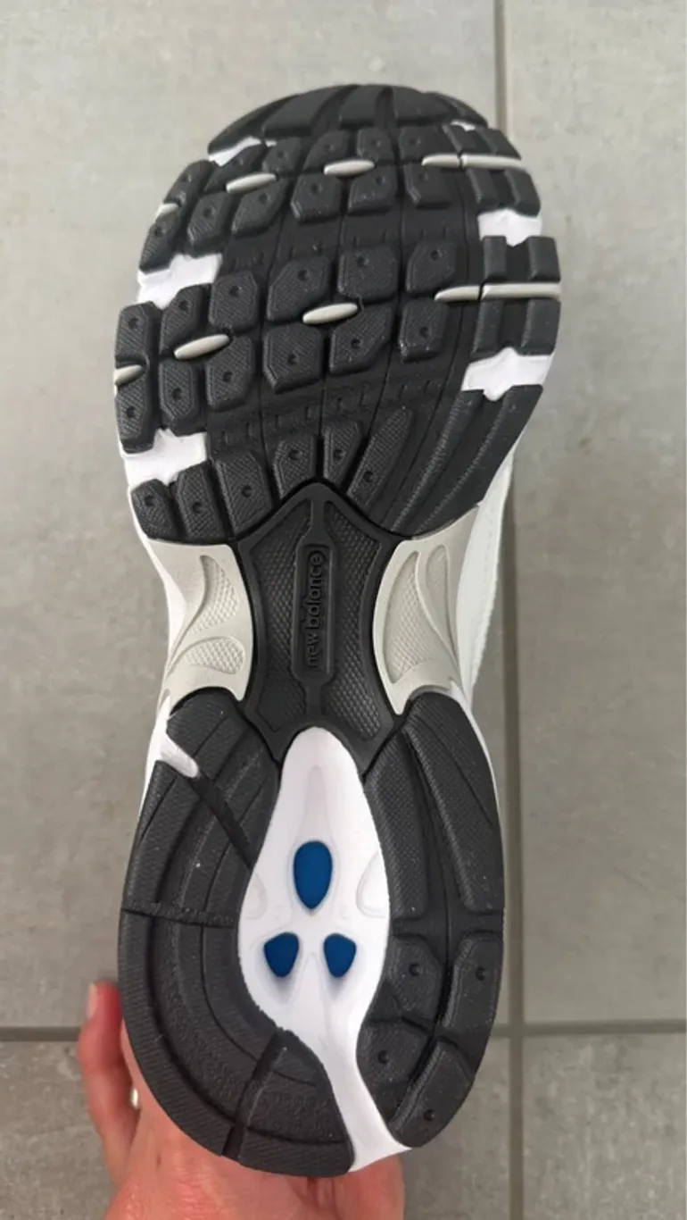 Gebrauchtes New Balance Sneakers bike — Bild 6 von 8