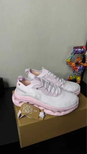 Gebrauchtes On Running Shoes bike