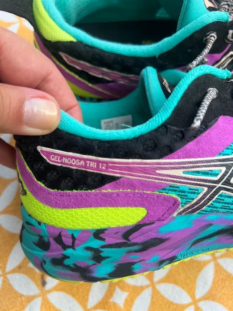 Used Asics Gel Noosa Tri 12 bike — image 5 of 7