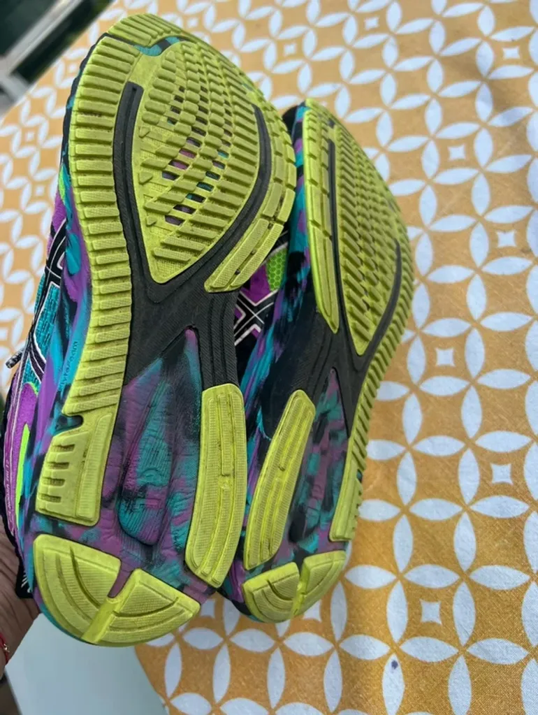 Used Asics Gel Noosa Tri 12 bike — image 7 of 7