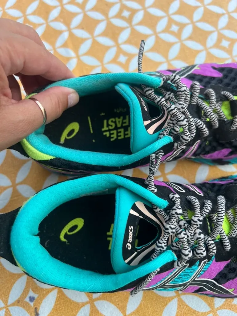 Used Asics Gel Noosa Tri 12 bike — image 4 of 7
