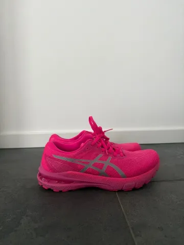 Brugt Asics GT 2000 Running Shoes
