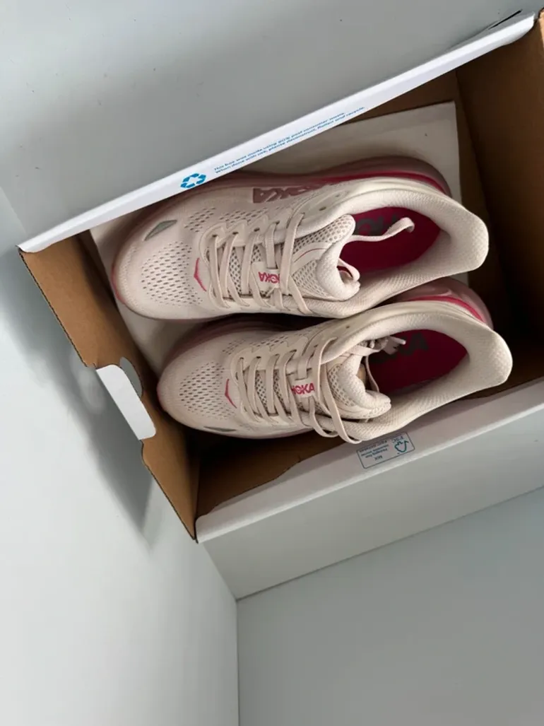 Brugt Rose Hoka Shoes Size 40 bike — billede 5 af 5