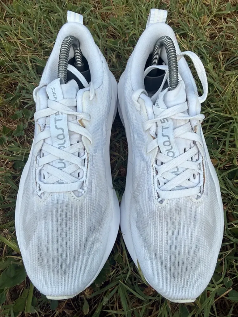 Brugt Asics Novablast 5 bike — billede 3 af 11