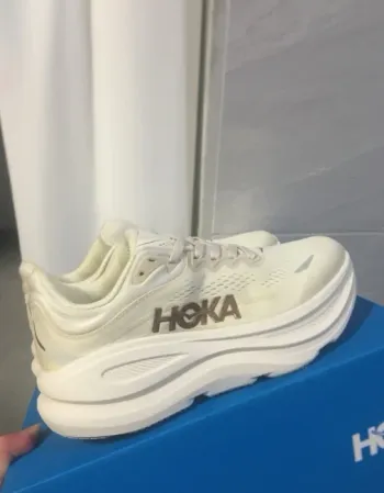 Brugt Hoka Bondi 9 bike