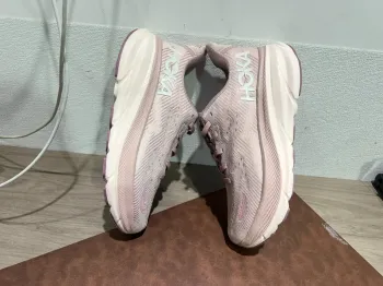 Gebrauchtes Rose Chaussure Hoka taille 39 bike — Bild 4 von 4