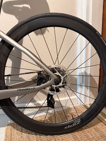 Used Zipp 303s 2025 bike — image 2 of 3