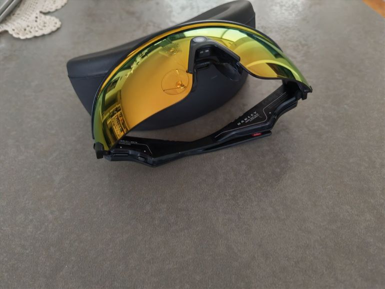 Brugt Oakley meta 2026 bike — billede 2 af 4