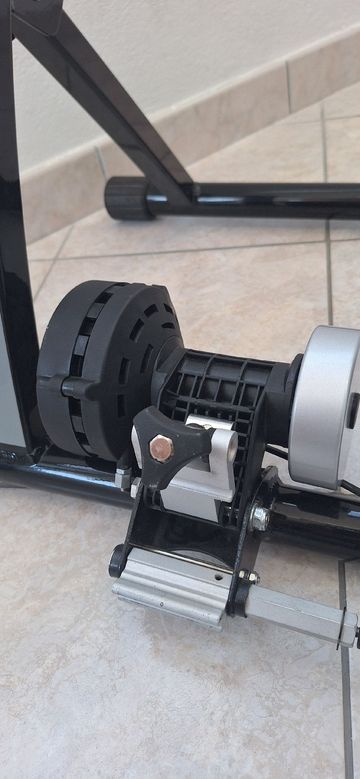 Tweedehands DXC Indoor Trainer 2022 bike — afbeelding 3 van 11