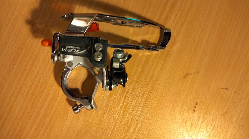 Tweedehands Shimano acera triple Drivetrain & Pedals
