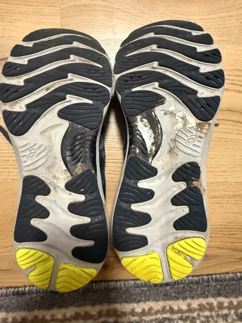 Asics Gel-Nimbus 23 bike d'occasion — image 7 sur 7