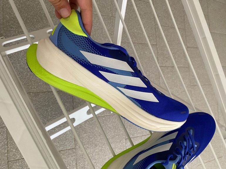 Brugt Adidas Supernova Solution 2025 bike — billede 4 af 6