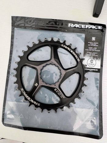 Brugt Race Face Corona 12 v 2025 bike