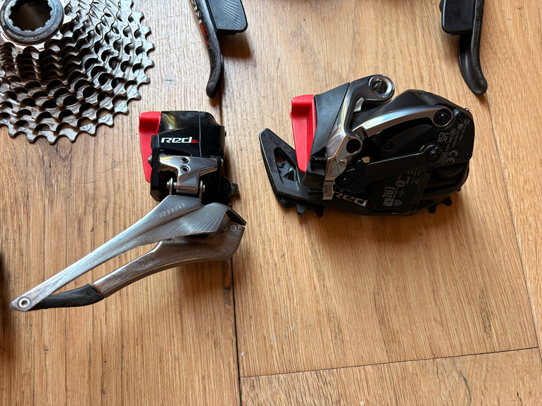 Used Sram Red eTap 11 Speed Groupset bike — image 3 of 6