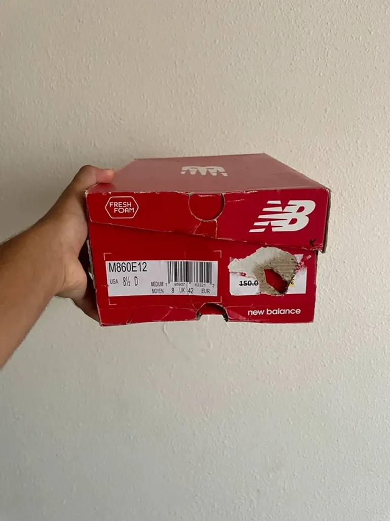 Used New Balance M860E12 bike — image 8 of 8