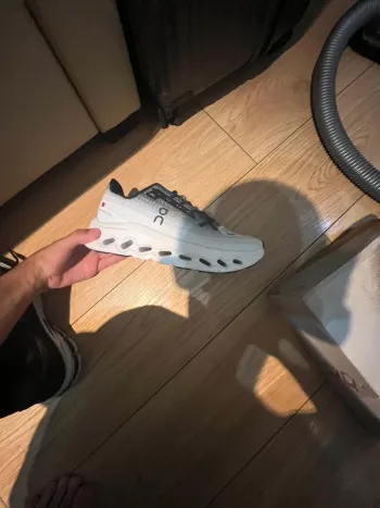 On Running Shoes bike d'occasion — image 3 sur 6