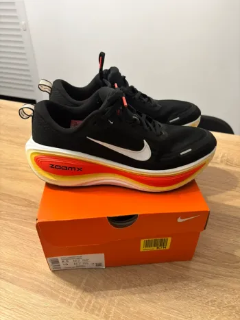 Tweedehands Nike Vomero bike — afbeelding 2 van 5