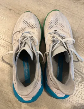Used Hoka Clifton bike — image 5 of 6