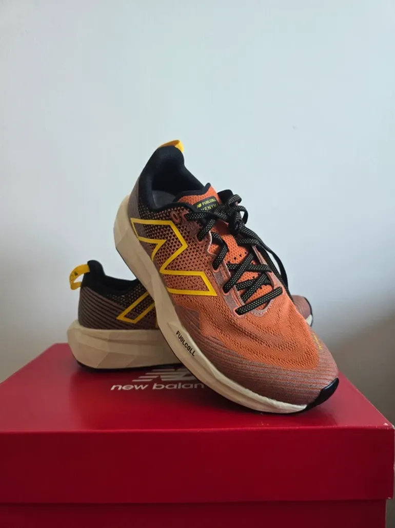 Gebrauchtes New Balance FuelCell Venym v1 bike — Bild 3 von 9