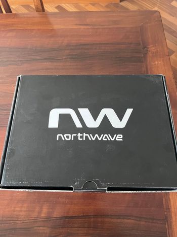 Używany Northwave CORSAIR blk/dk blue bike