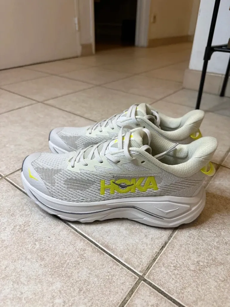 Used Hoka Shoes bike — image 2 of 7