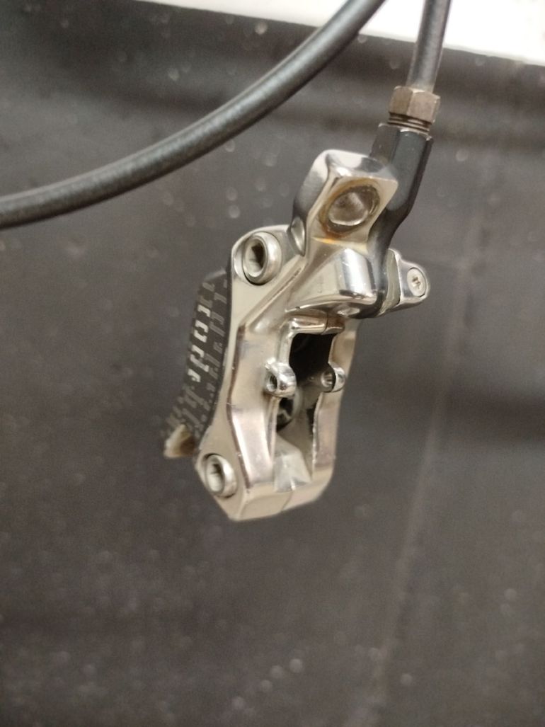 Used Avid Code bike — image 3 of 9
