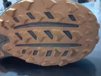 Used Hoka Torrent 4 bike — image 9 of 11