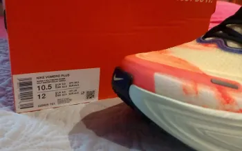 Tweedehands Nike Vomero Plus bike — afbeelding 2 van 5