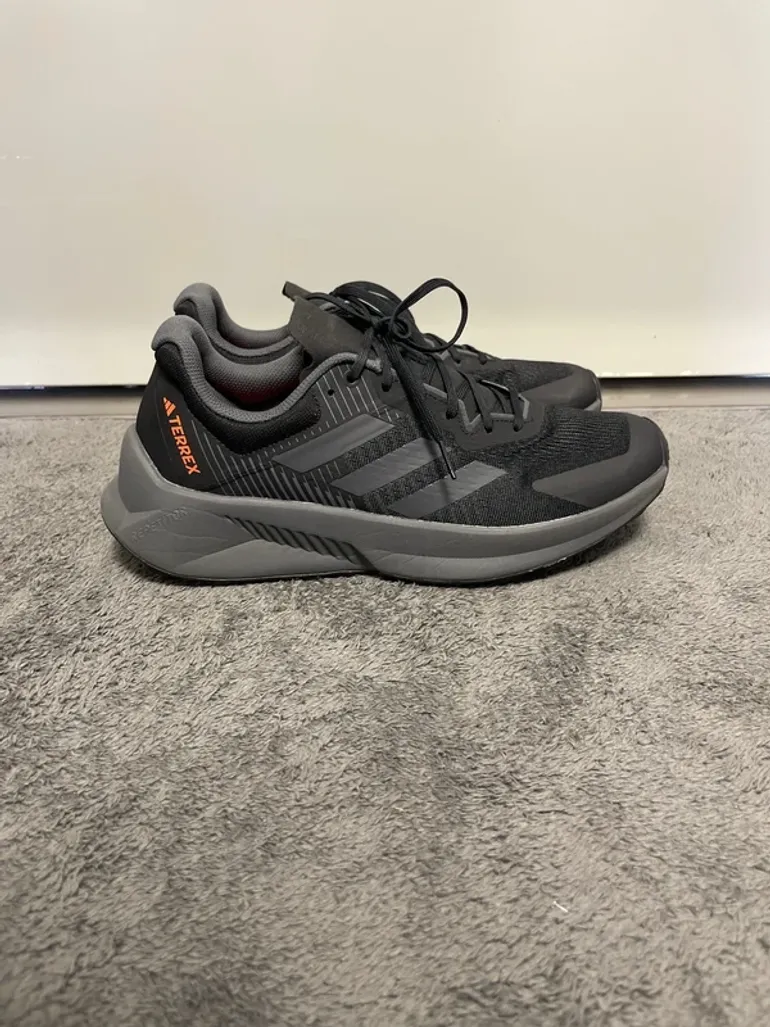 Tweedehands Continental Running Shoes bike — afbeelding 6 van 9