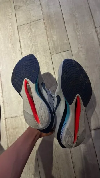 Tweedehands Nike Vaporfly 4 bike — afbeelding 8 van 8
