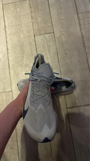 Tweedehands Nike Vaporfly 4 bike — afbeelding 3 van 8