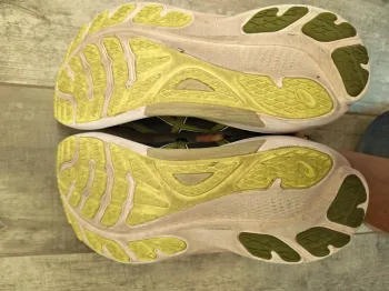 Used Topo Athletic Gel-Kayano 30 bike — image 10 of 10