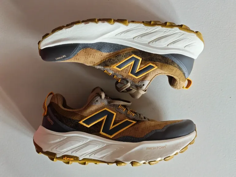 Gebrauchtes New Balance Fresh Foam X Hierro v9 2026 bike — Bild 11 von 12