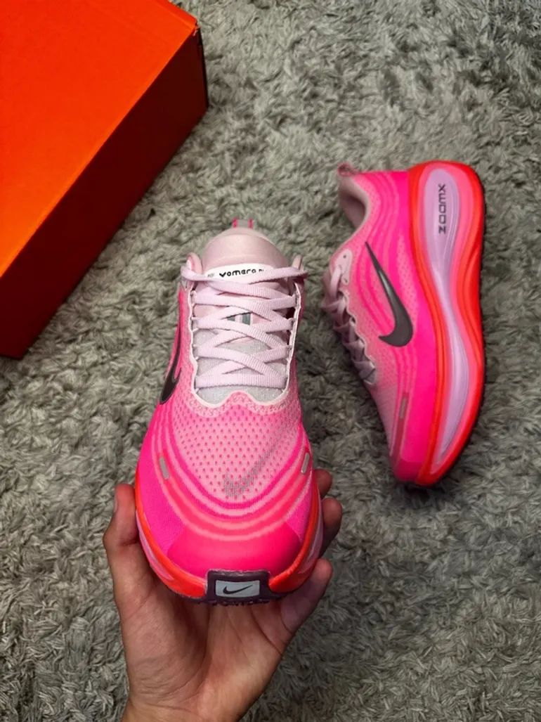 Tweedehands Nike Vomero Plus bike — afbeelding 4 van 7