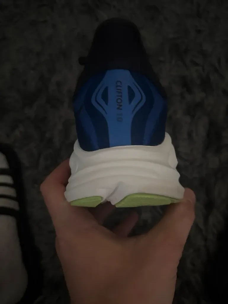 Tweedehands Hoka Clifton 10 bike — afbeelding 2 van 5
