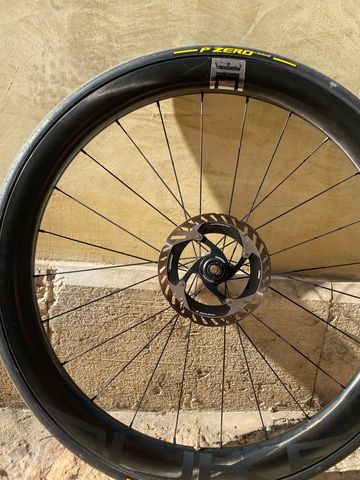 Used Duke Carbon Wheels 2025 bike — image 7 of 7