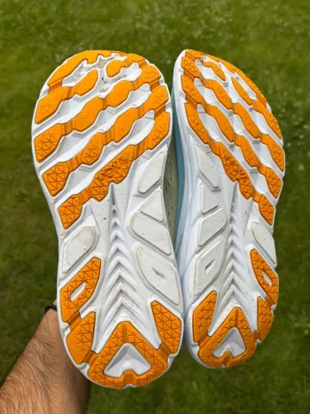Tweedehands Hoka Clifton 8 bike — afbeelding 6 van 7
