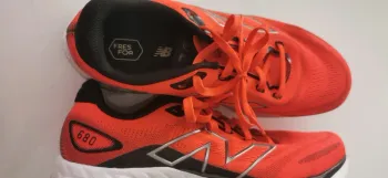 Used New Balance Fresh Foam 680 bike — image 2 of 6