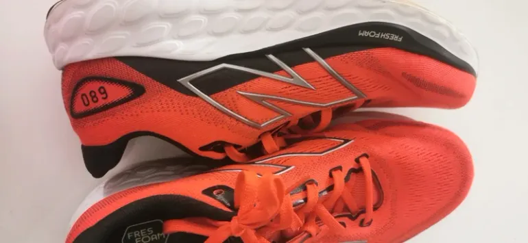 Used New Balance Fresh Foam 680 bike — image 5 of 6