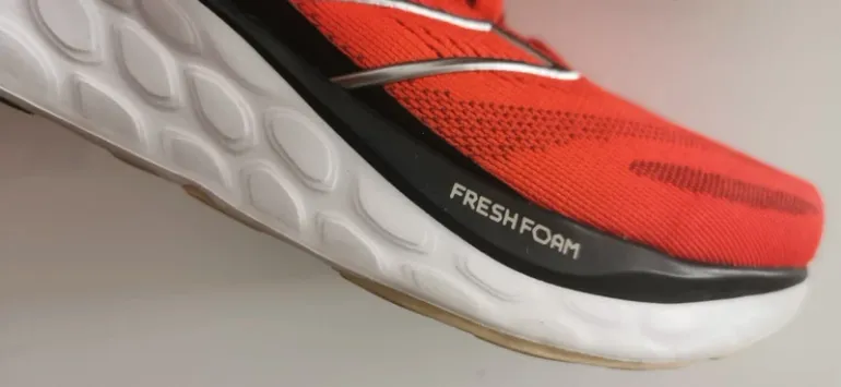 Used New Balance Fresh Foam 680 bike — image 4 of 6