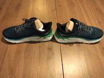 Tweedehands Castelli Hoka Running Shoes bike — afbeelding 3 van 9