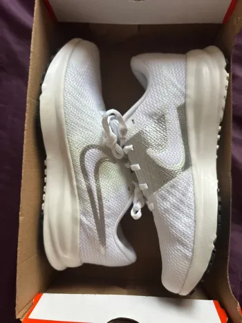Used Nike RUN DEFY bike
