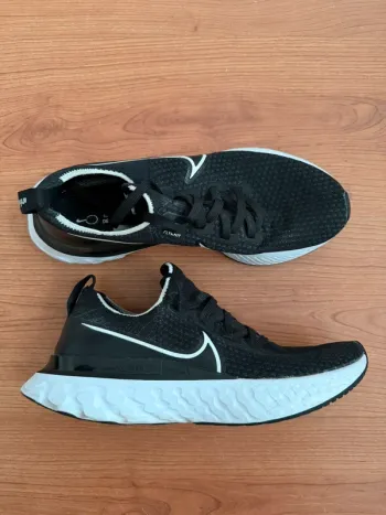 Used Nike React Infinity Run Flyknit bike
