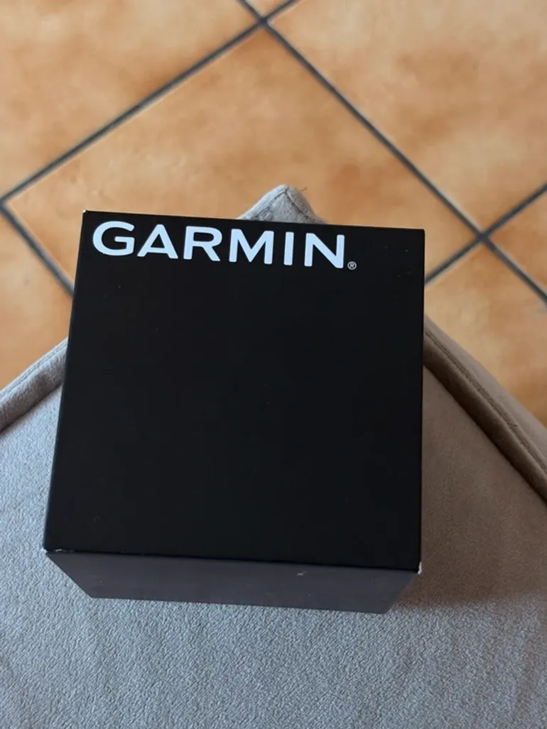 Garmin Fenix 8 Pro bike usato — immagine 2 di 4