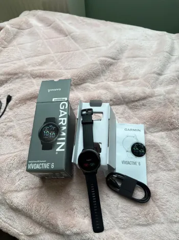 Used Garmin Vivoactive 6 bike