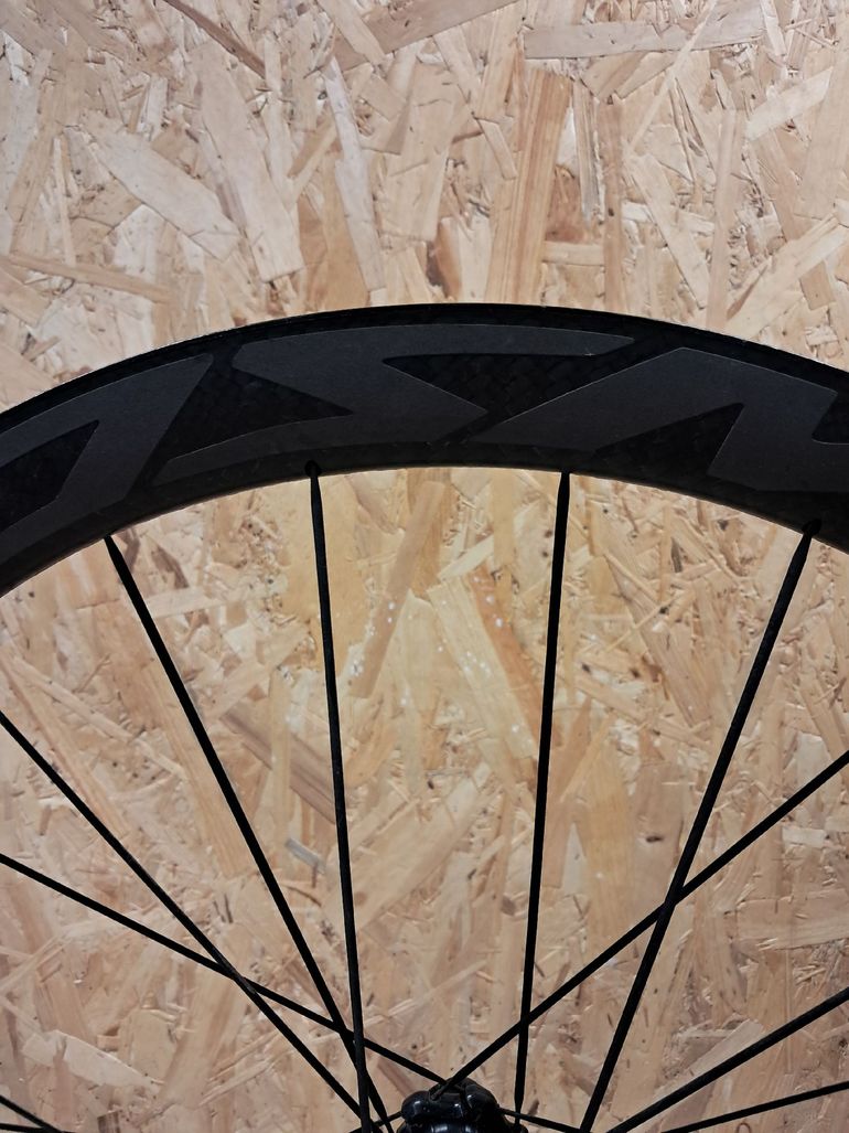 Mavic cosmic carbon 2021 bike usato — immagine 4 di 5